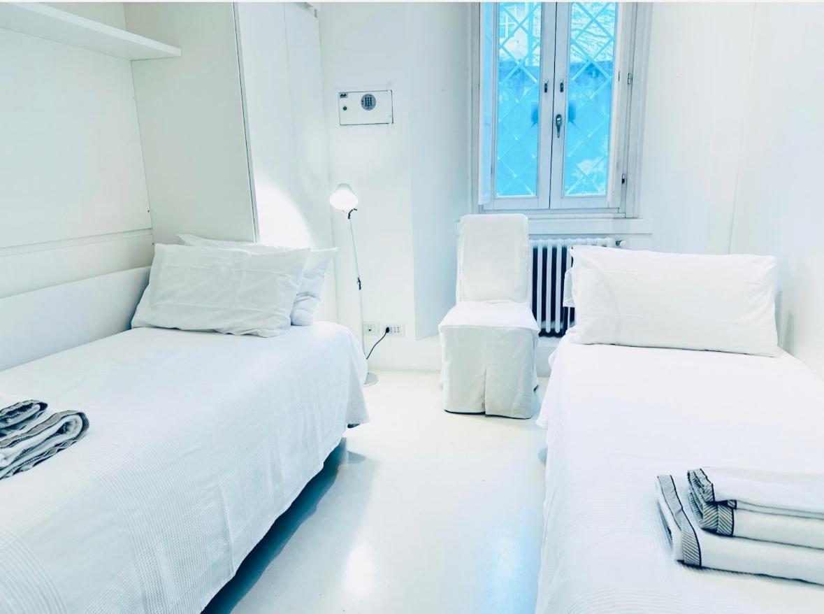 Piazza Di Spagna Home - Family Apartment Рим Экстерьер фото
